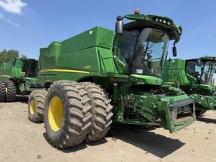 2014 John Deere S690