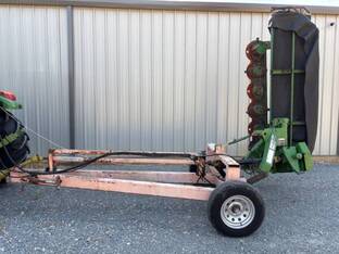 2010 John Deere 265
