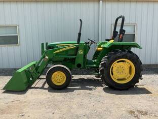 2012 John Deere 5055D