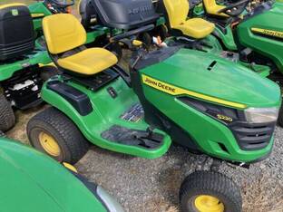 2022 John Deere S220