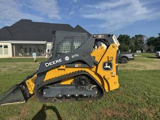 2024 John Deere 317G