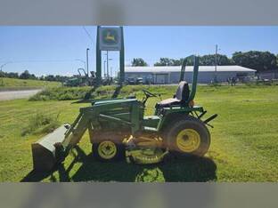 1988 John Deere 755