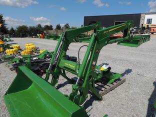 2023 John Deere 520M