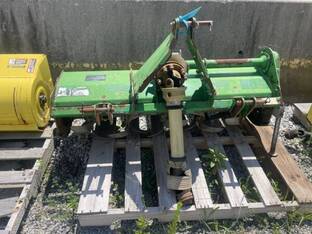 John Deere 647