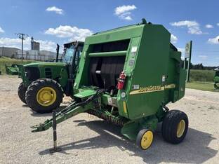 2004 John Deere 557