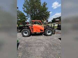 2024 JLG AG823