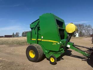 2015 John Deere 569