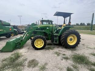 2014 John Deere 6105D