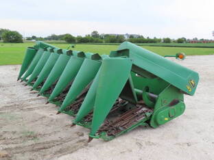 1998 John Deere 893