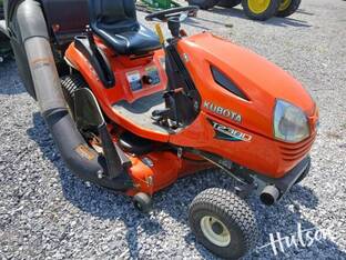 2009 Kubota T2380