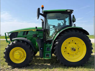 2023 John Deere 6R 155