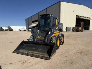 2022 John Deere 332G