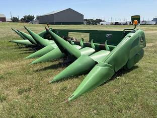 2010 John Deere 608C