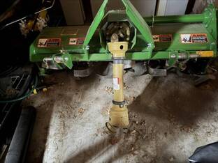 2021 John Deere 647