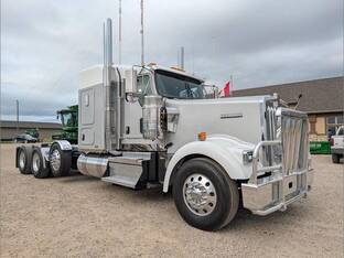 2020 Kenworth W900L