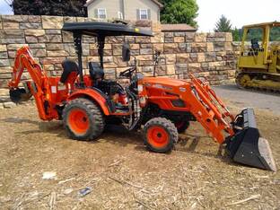 2017 Kioti CK2510HST