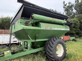 1998 Unverferth 7000