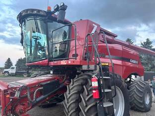 2015 Case IH 8240