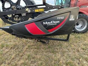 2020 MacDon Industries FD140