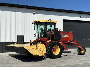 2013 New Holland H8080
