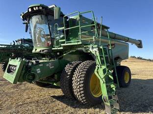 2025 John Deere S7 800