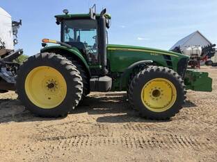 2009 John Deere 8430