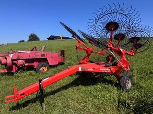 2017 Kuhn SR108