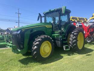 2022 John Deere 8R 310