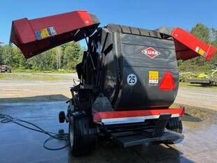 2015 Kuhn VB2160