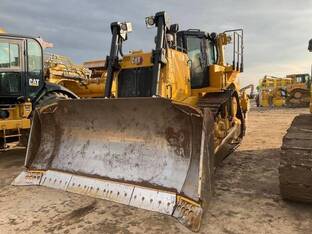 2023 Caterpillar D8