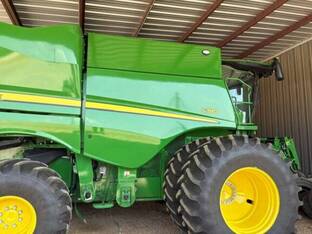 2024 John Deere S780