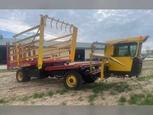 2009 New Holland H9870