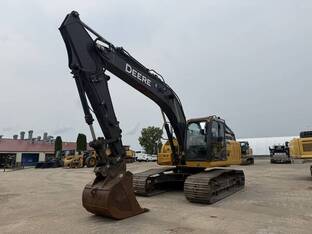 2019 John Deere 210G LC