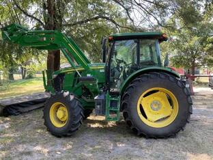 2022 John Deere 6105E