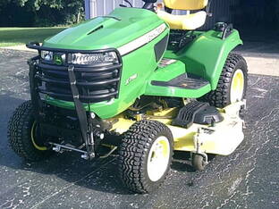 2022 John Deere X758