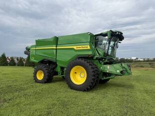 2025 John Deere S7 800
