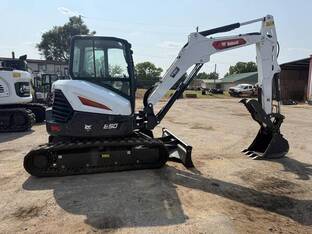2023 Bobcat E50R2