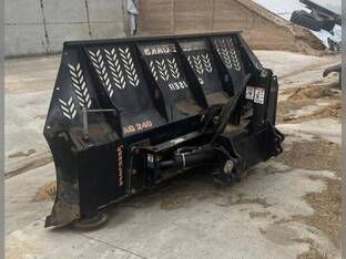 2020 Grouser AG241I