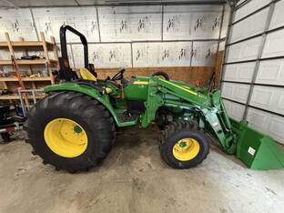 2024 John Deere 4052M