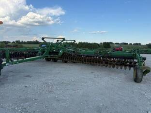 2015 John Deere 2623