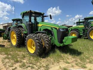 2025 John Deere 8R 340