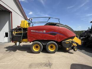 2023 New Holland BIG BALER 330