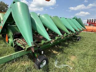 John Deere 893