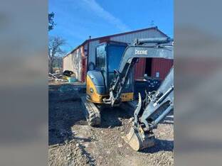 2022 John Deere 35G