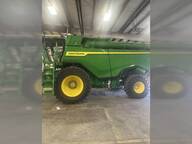 2022 John Deere X9 1000
