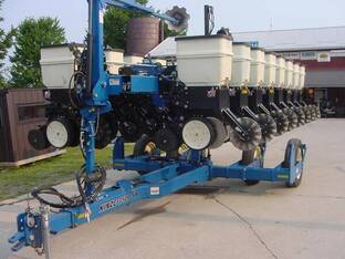 2013 Kinze 3500