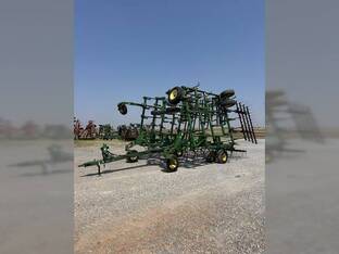 2008 John Deere 2210