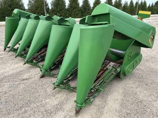 1999 John Deere 693