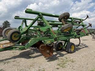 John Deere 512
