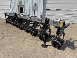 Hiniker 6000